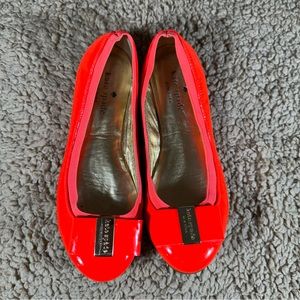 Womens Kate Spade Red Shiny Flats With Bow 

Size 5